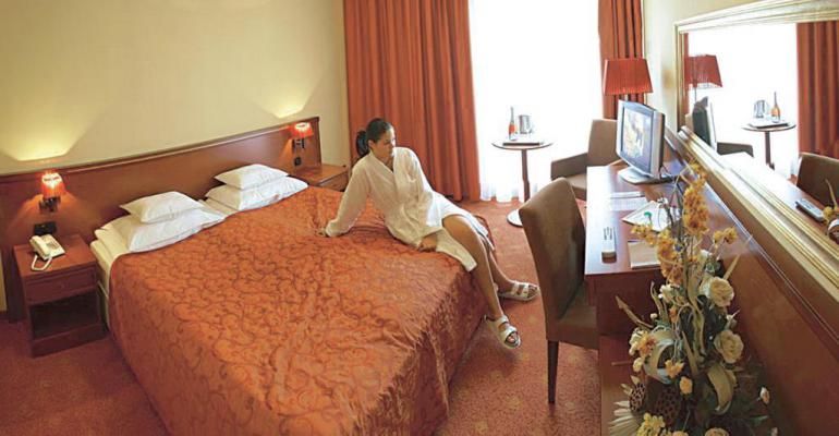 Hotel Silverine Lake Resort