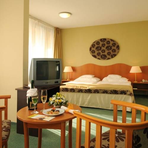 Hunguest Hotel Helios Superior